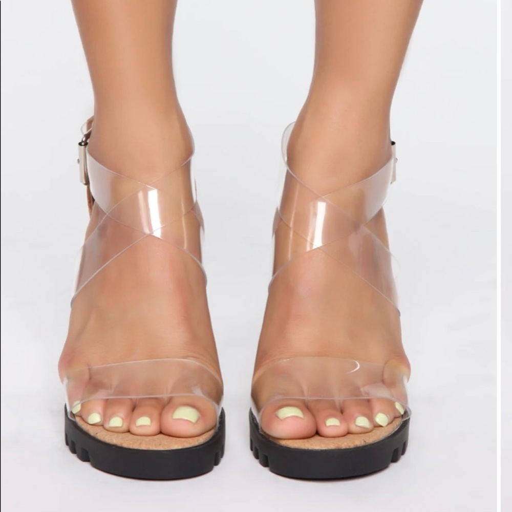 Brand new heeled sandals